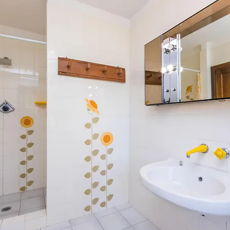 Casavecchia By Interhome Pieve a Presciano